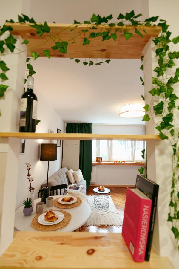 Chmielna - 250M Od Zlotych Tarasow, 350M Od Dworca Centralnego - Wifi - Smart Tv 55 Cali - Better Rental Varşovia Exterior foto
