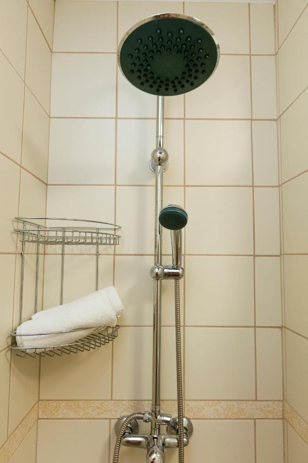 Chmielna - 250M Od Zlotych Tarasow, 350M Od Dworca Centralnego - Wifi - Smart Tv 55 Cali - Better Rental Varşovia Exterior foto